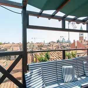  Apartment Penthouse With Rooftop Terrace And 360 Views Of - Venice5th